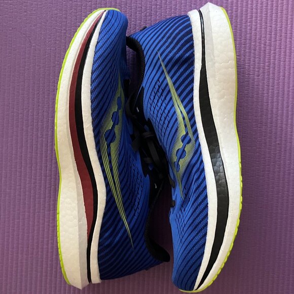 NWT Saucony Endorphin Pro 2 Carbon Plate Running Shoes - Picture 5 of 6